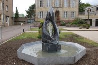 fontaine - bouzonville autour de l'abbatiale - pierre bleue de Belgique - 