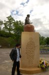 VECKRING LIGNE MAGINOT - Monument commémoratif Profil droit
